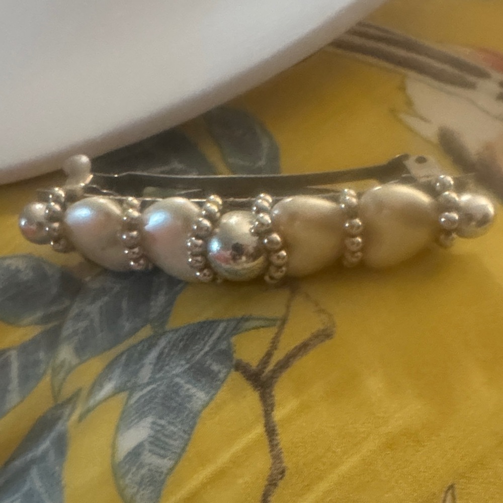 Vintage Pearl-Accented Silver-Tone Barrette Hair Clip - Cream Faux-Pearls